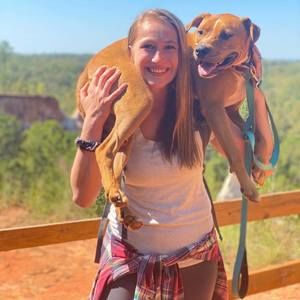 Meet your Posher, Alexis